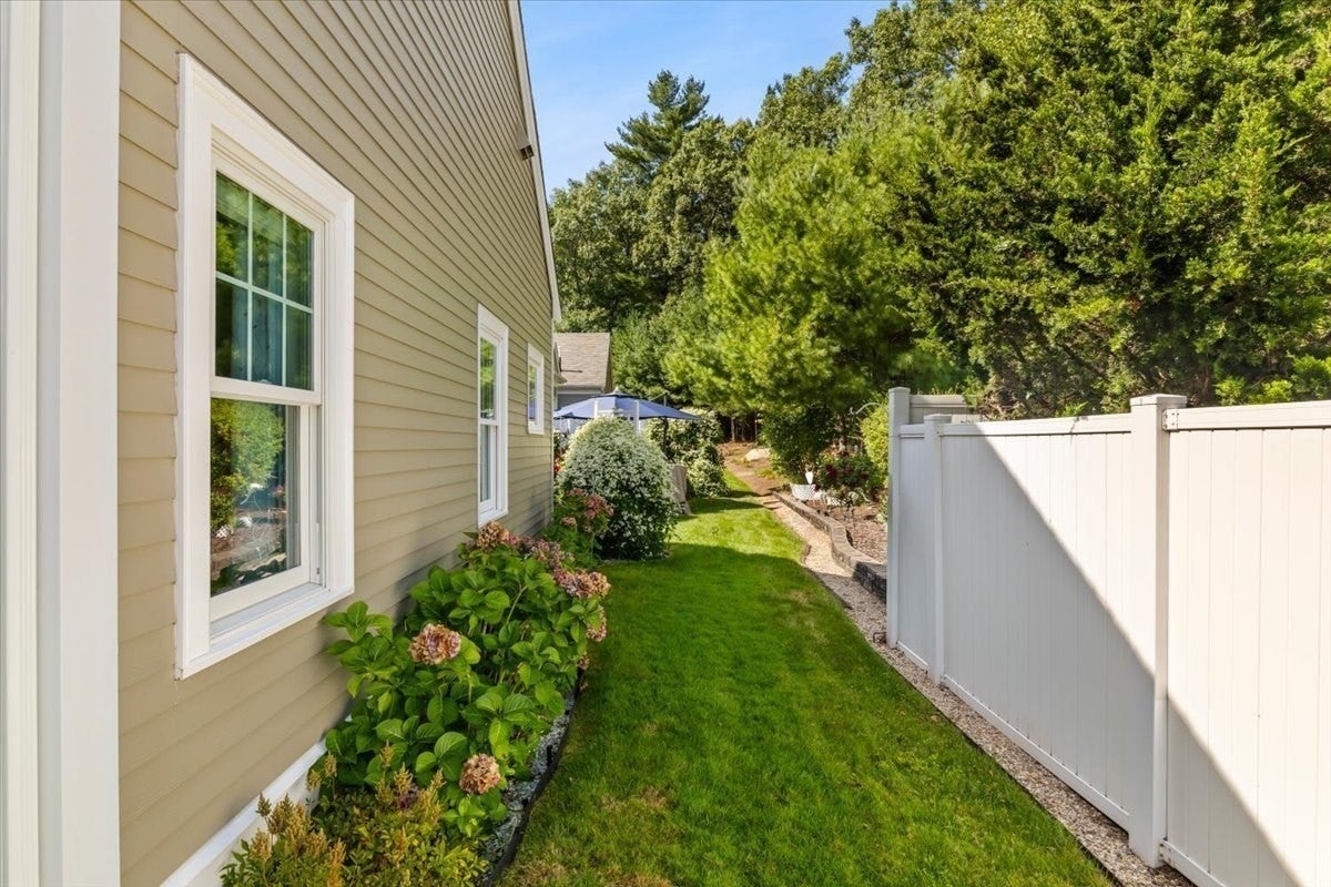 1 Crows Nest Ln #1, Marshfield, MA, 1 Crows Nest Ln #1, Marshfield, MA Photo #38