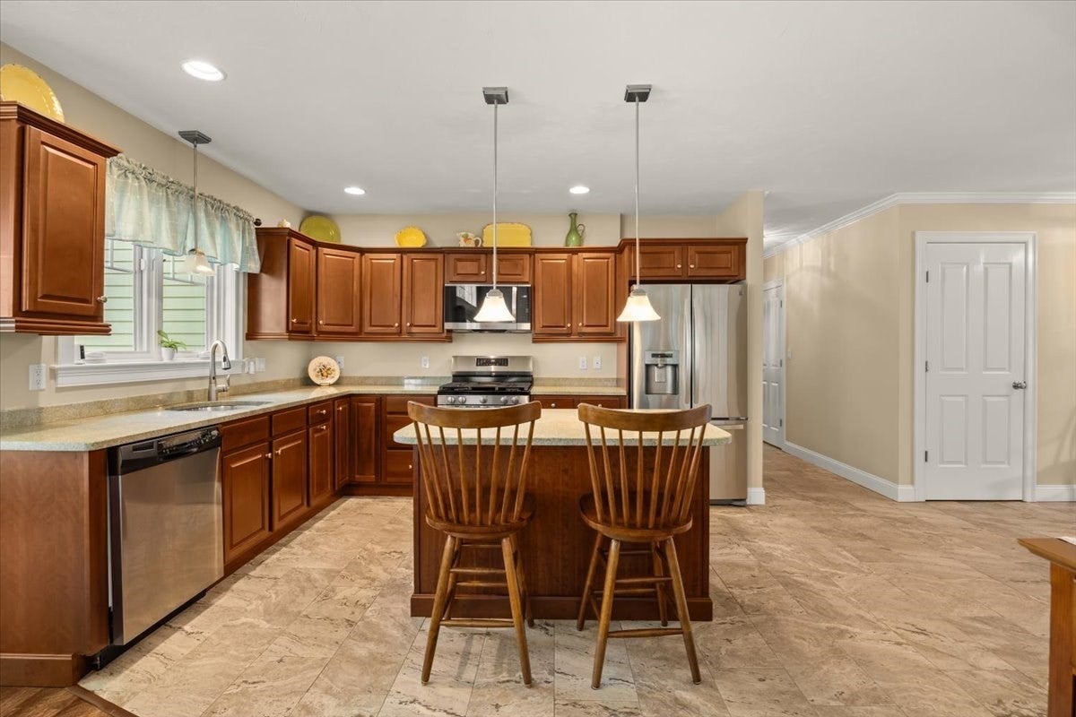 1 Crows Nest Ln #1, Marshfield, MA, 1 Crows Nest Ln #1, Marshfield, MA Photo #7
