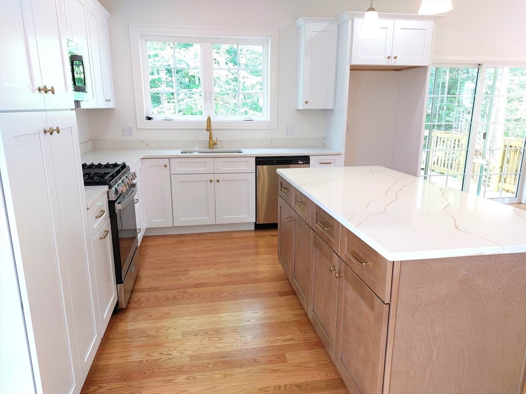 197B Crownshield, Uxbridge, MA, 197B Crownshield, Uxbridge, MA Photo #3