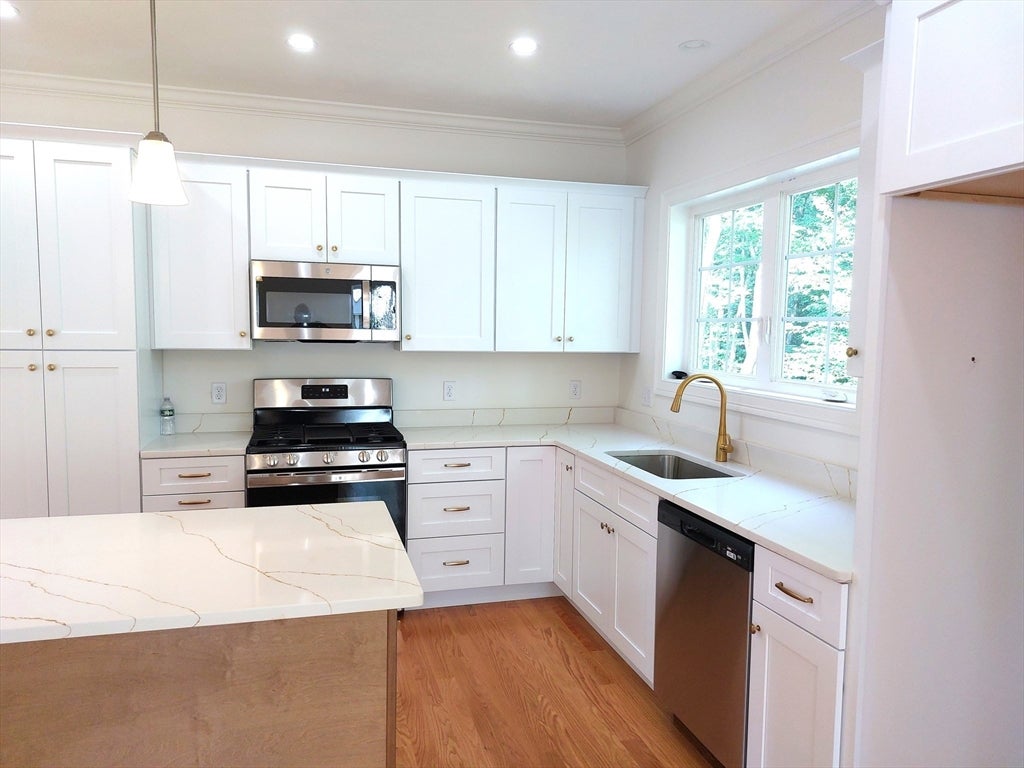 197B Crownshield, Uxbridge, MA, 197B Crownshield, Uxbridge, MA Photo #4