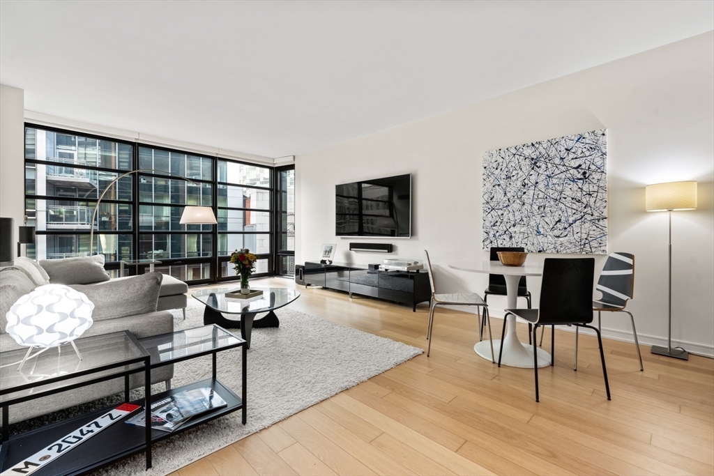 580 Washington 611