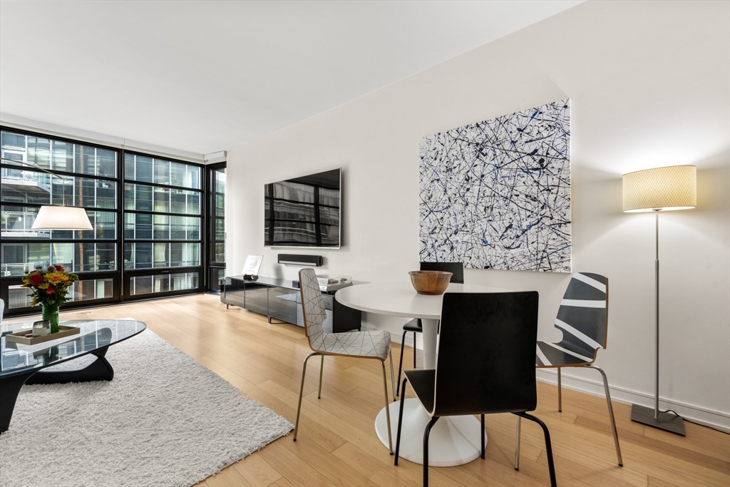 580 Washington 611