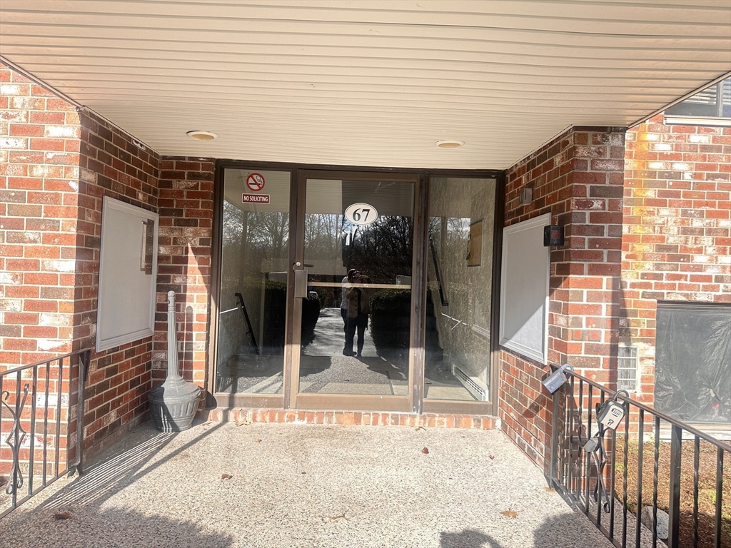 67 Milliken Aven 21B