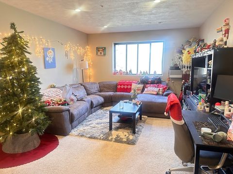 67 Milliken Aven 21B Franklin MA 02038