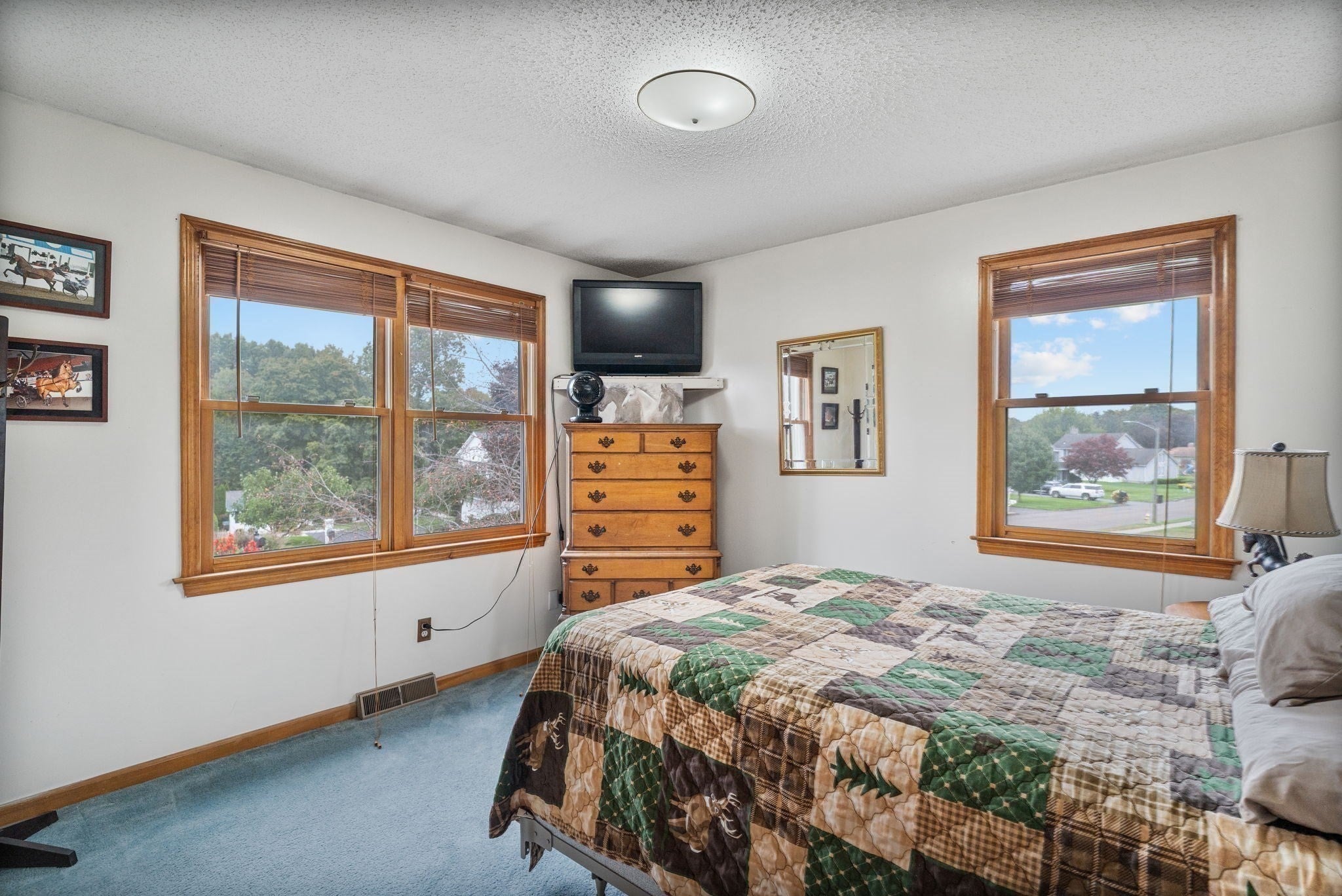 8 Oriole Dr, Agawam, MA, 8 Oriole Dr, Agawam, MA Photo #20