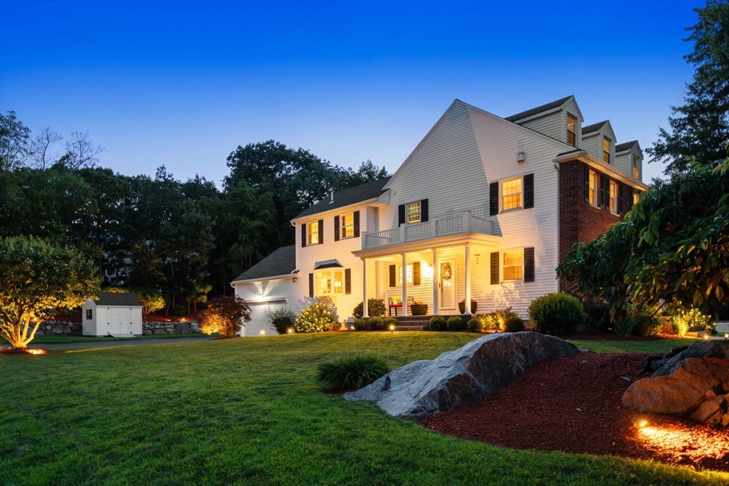 4 Cunningham Lane
