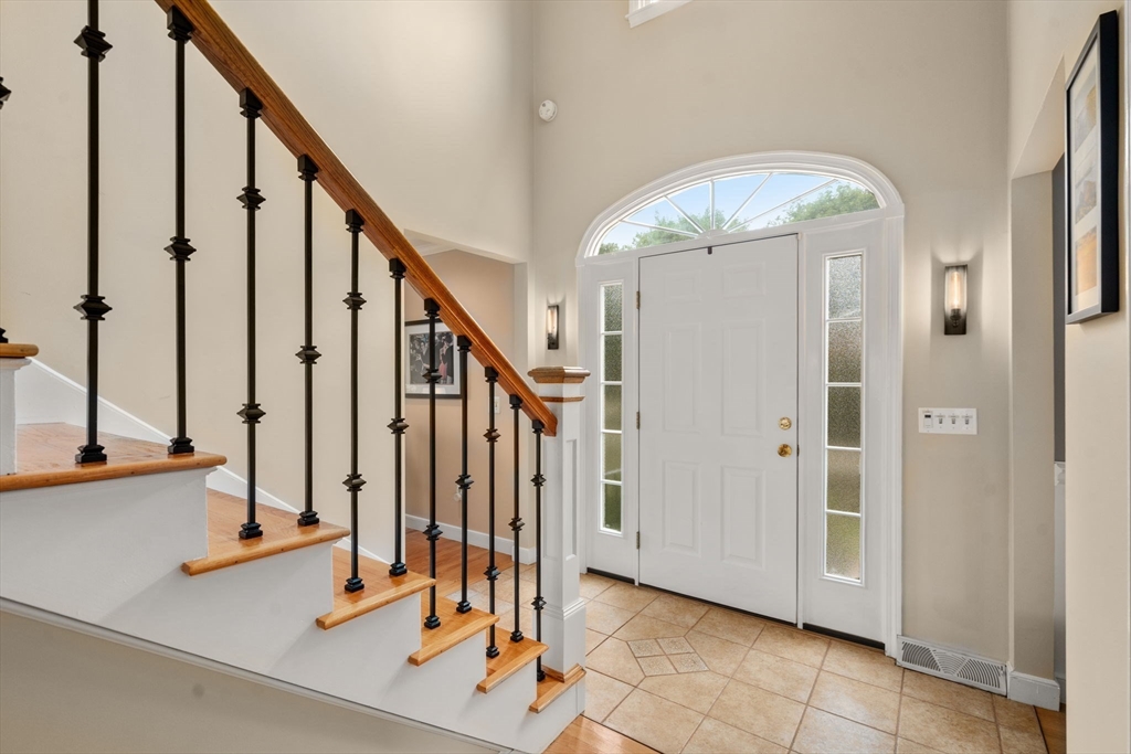 4 Cunningham Lane