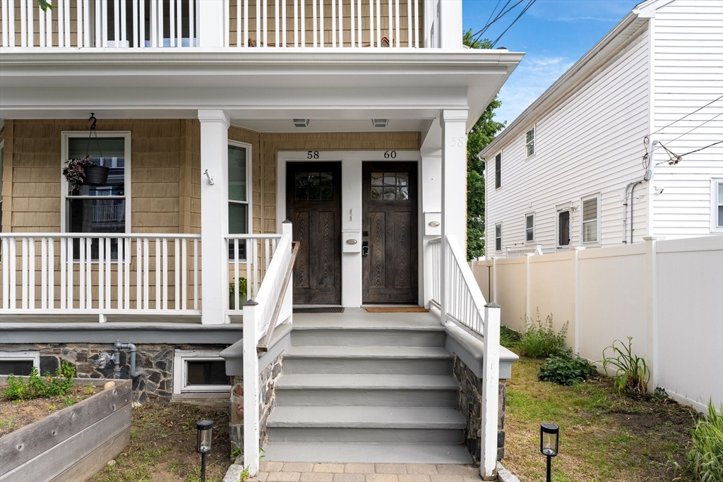 58-60 Thorndike St 60