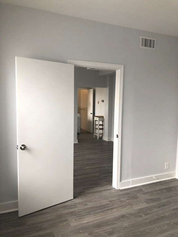 475 Commonwealth Avenue 704