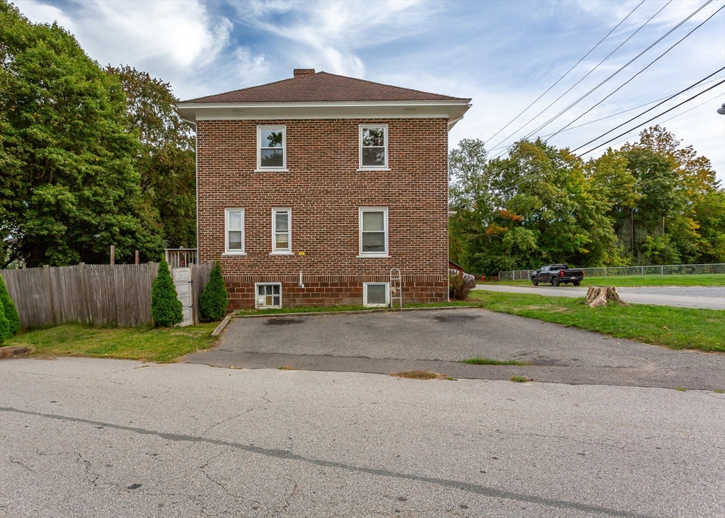 698 School Street 698