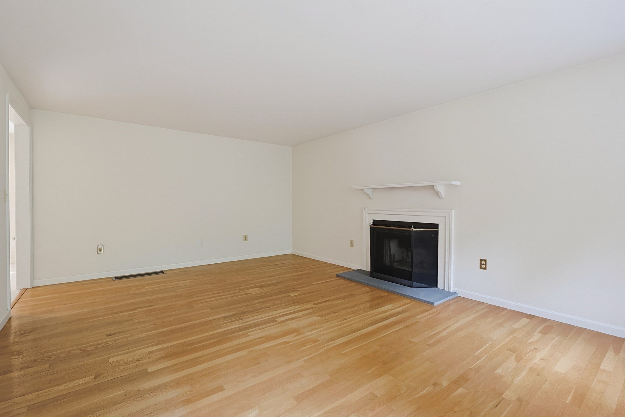 48 Boynton Street, Pepperell, MA, 48 Boynton Street, Pepperell, MA Photo #13