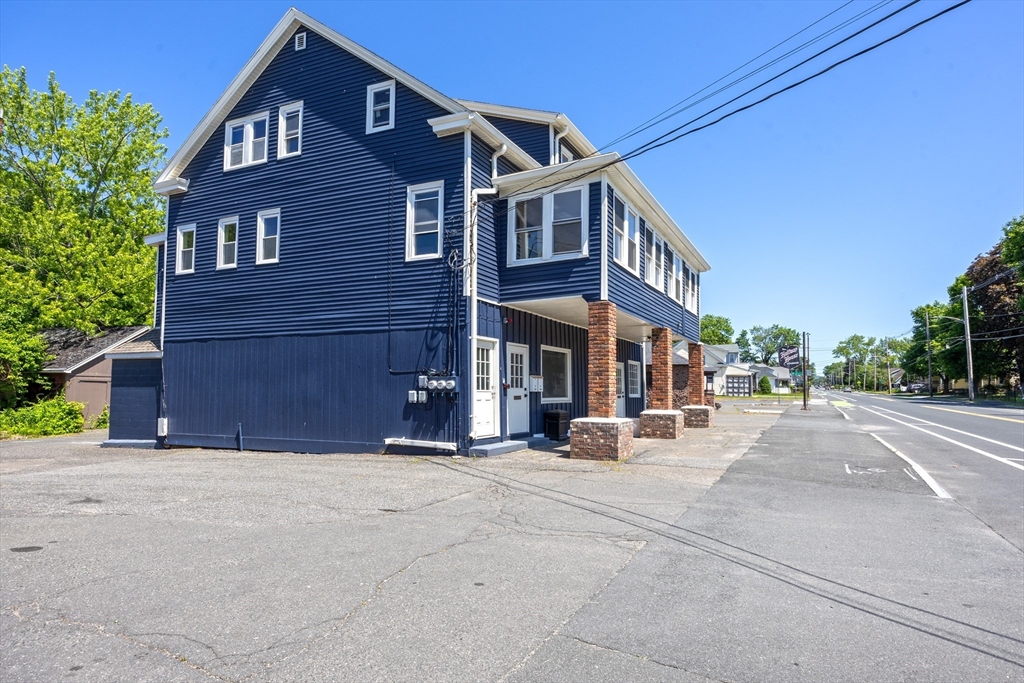 318 Newton St