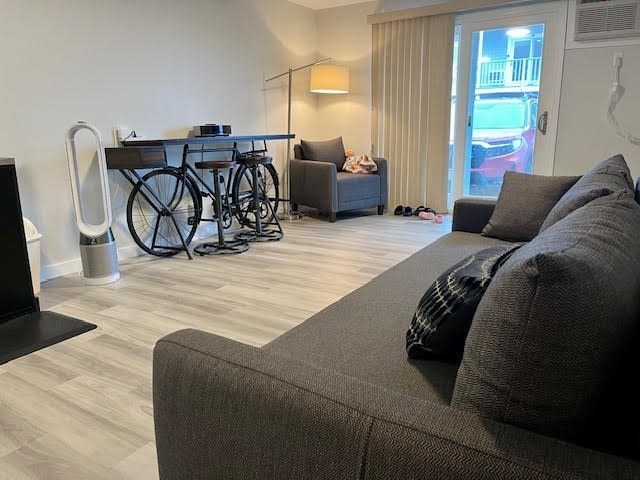 449 Ocean Boulevard 102