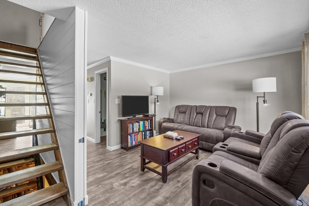 1638 Plymouth St 1638