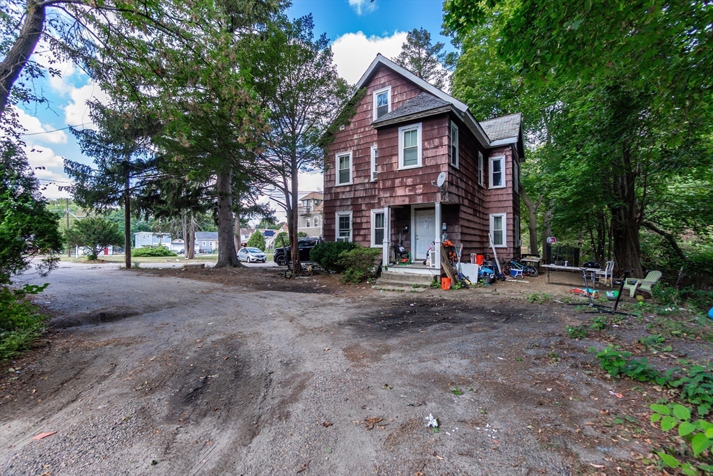 302-R Hollis St
