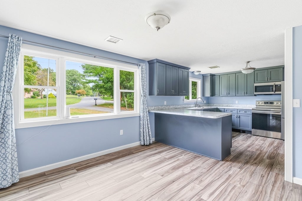 100 Stony Brook Road, Raynham, MA Photo #9