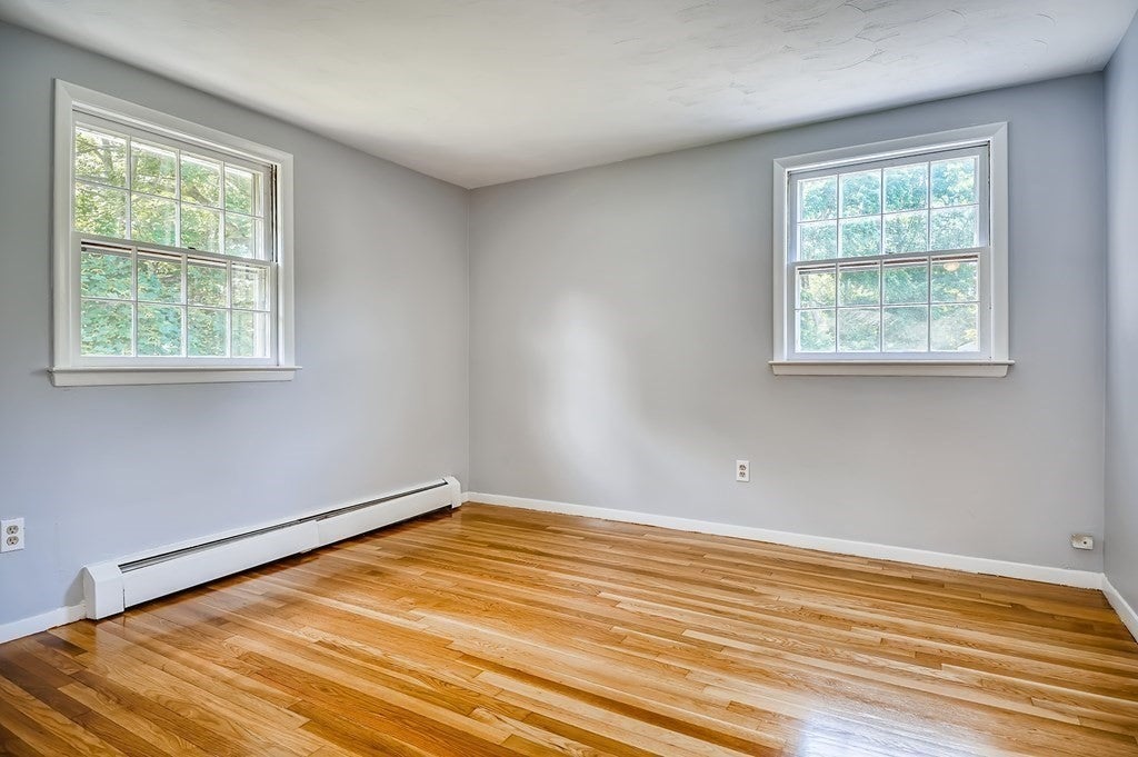 16 Phillip Ave, Burlington, MA, 16 Phillip Ave, Burlington, MA Photo #22