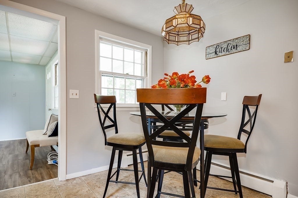 16 Phillip Ave, Burlington, MA, 16 Phillip Ave, Burlington, MA Photo #16
