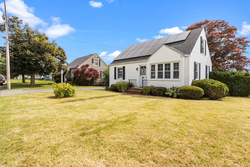 92 Lewis Avenue