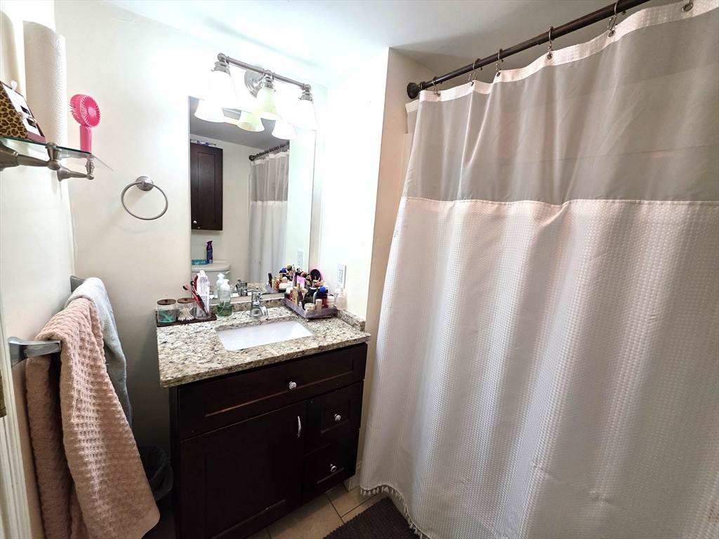 1500 Worcester Rd #724, Framingham, MA Photo #17
