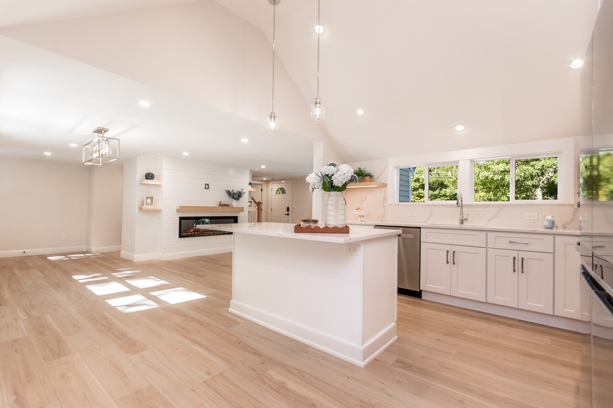 888 Phinneys Ln, Barnstable, MA Photo #12