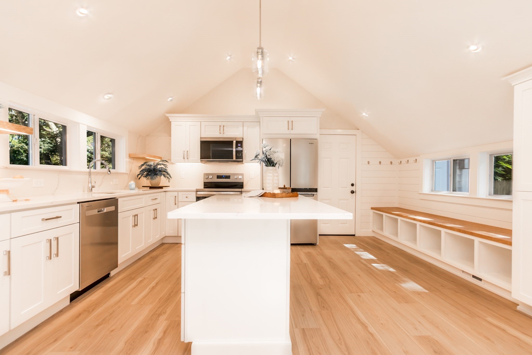 888 Phinneys Ln, Barnstable, MA Photo #11