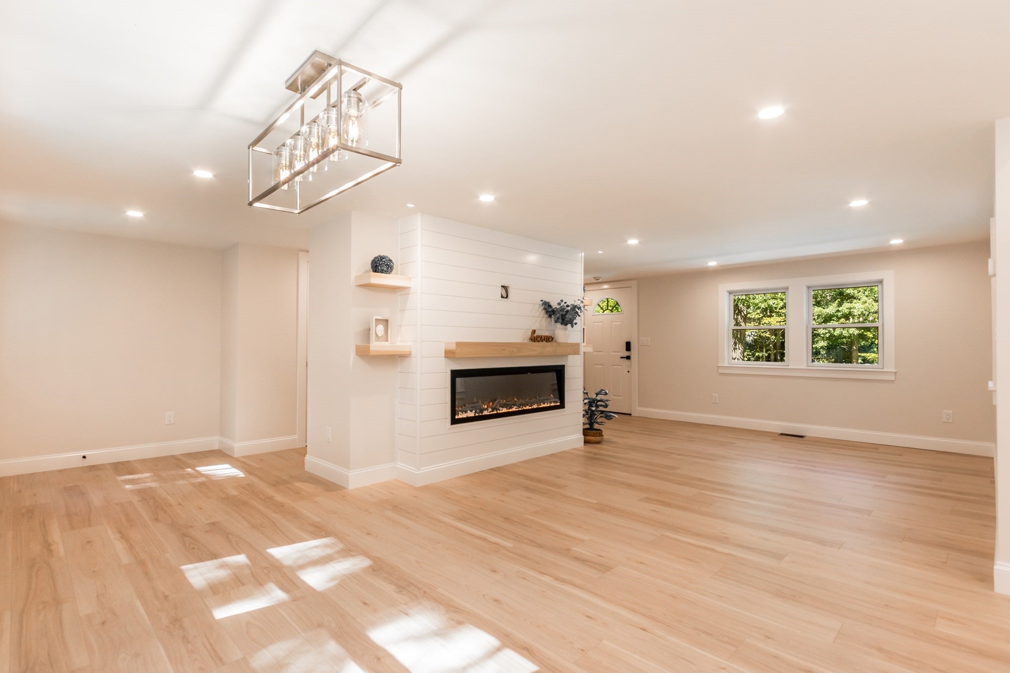 888 Phinneys Ln, Barnstable, MA Photo #4