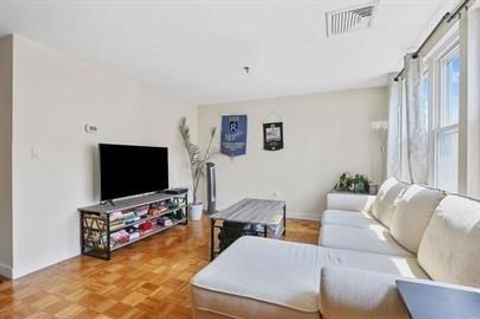 128 Tudor G Boston MA 02127