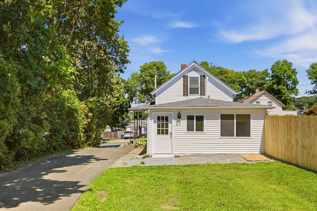 225 Mount Pleasant St, Fall River, MA, 225 Mount Pleasant St, Fall River, MA Photo #34