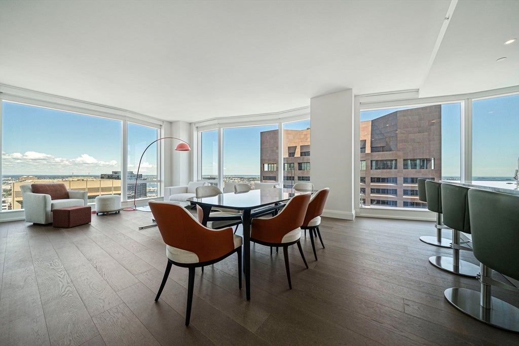 240 Devonshire St #5112 Floor 51