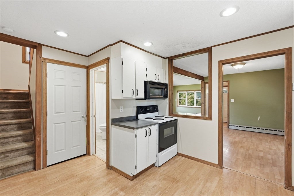 33 Baltimore Ave, Chicopee, MA, 33 Baltimore Ave, Chicopee, MA Photo #10