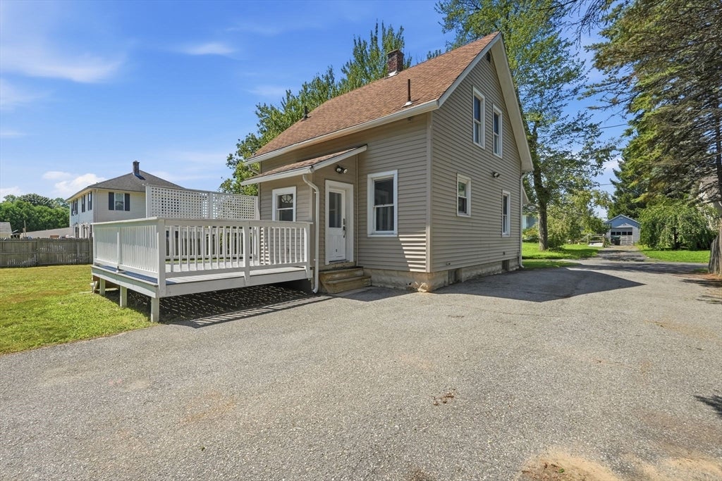 33 Baltimore Ave, Chicopee, MA, 33 Baltimore Ave, Chicopee, MA Photo #3
