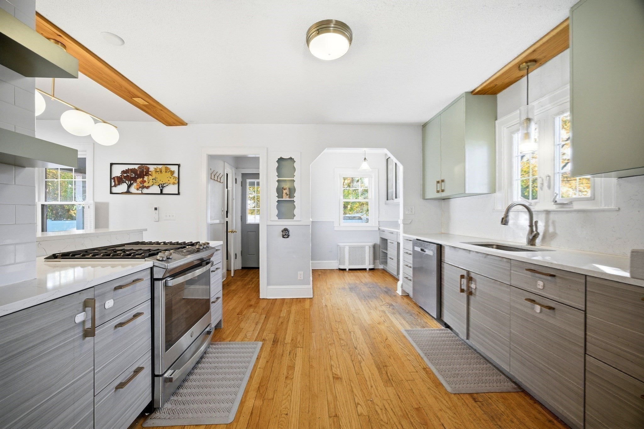 98 Pinehurst Rd