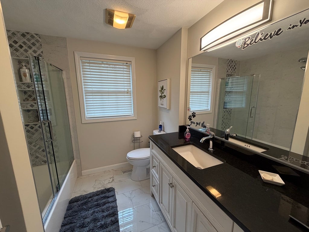 25 Winston Cir, Haverhill, MA, 25 Winston Cir, Haverhill, MA Photo #25