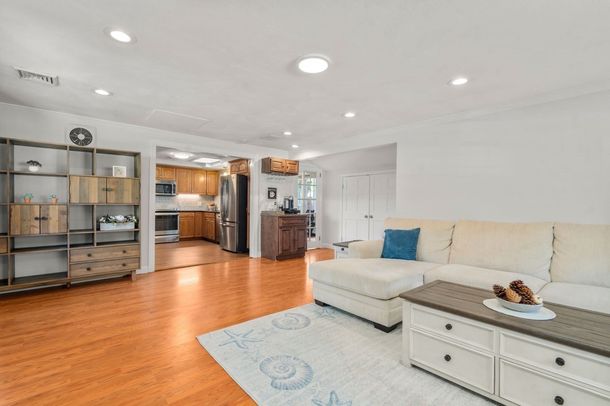 60 Eaton Rd, Framingham, MA Photo #9