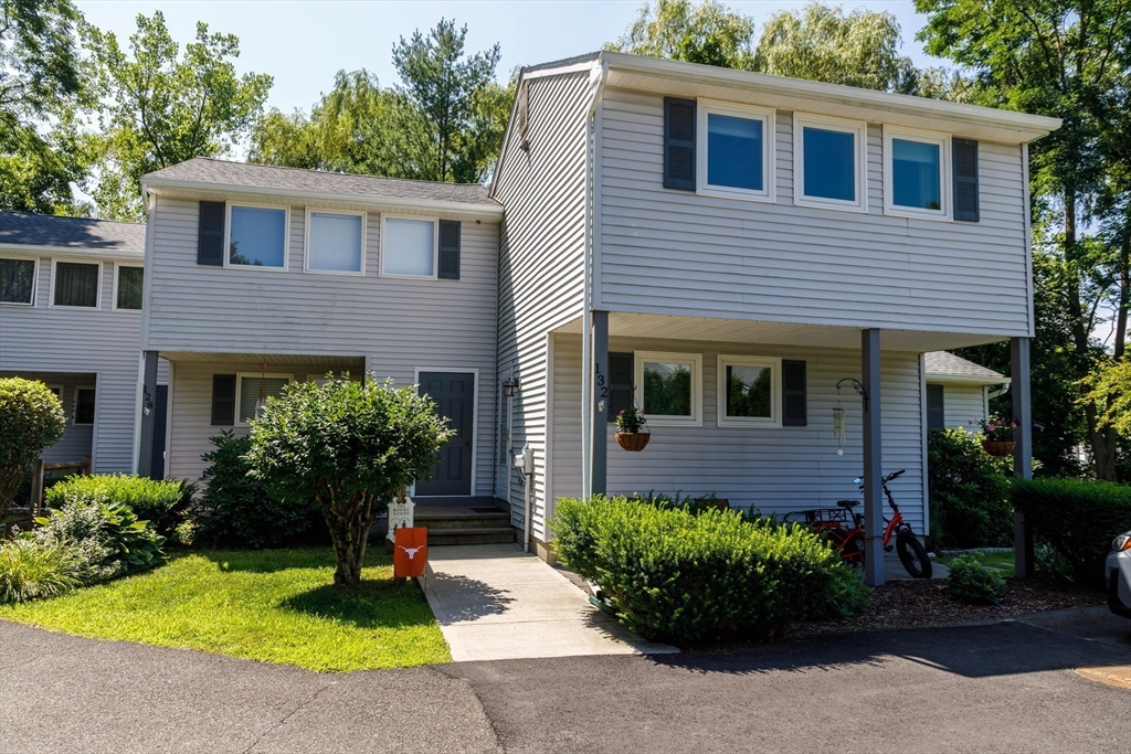 132 Briar Way #132, Greenfield, MA, 132 Briar Way #132, Greenfield, MA Photo #2