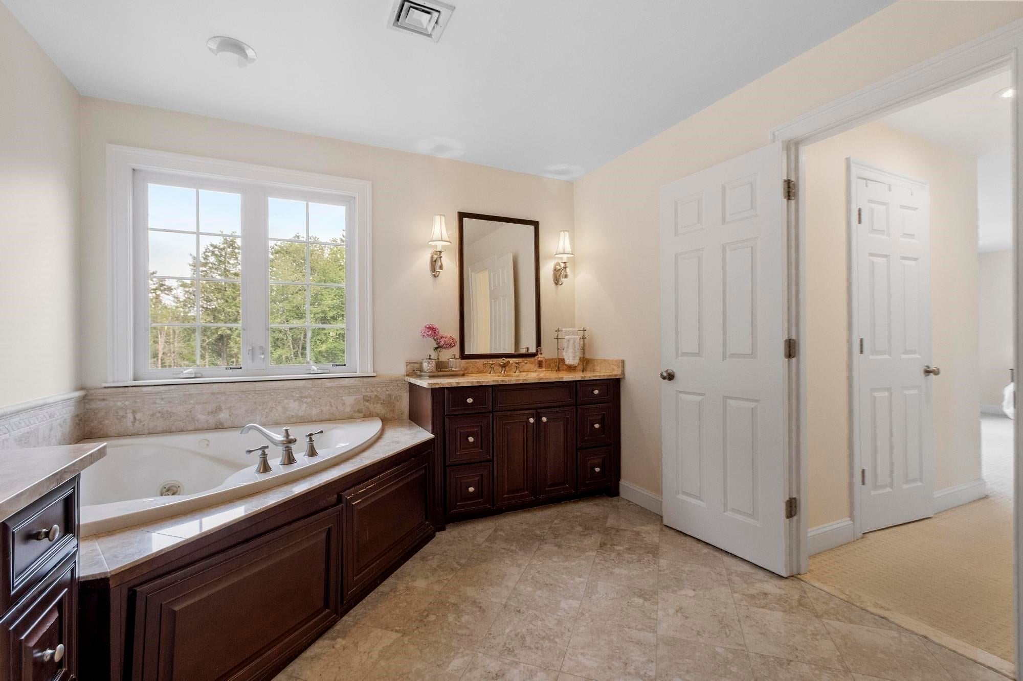 35 Sandy Ridge Road, Sterling, MA Photo #16