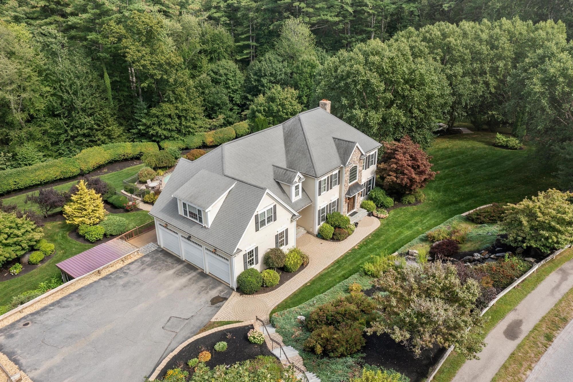 35 Sandy Ridge Road, Sterling, MA Photo #1