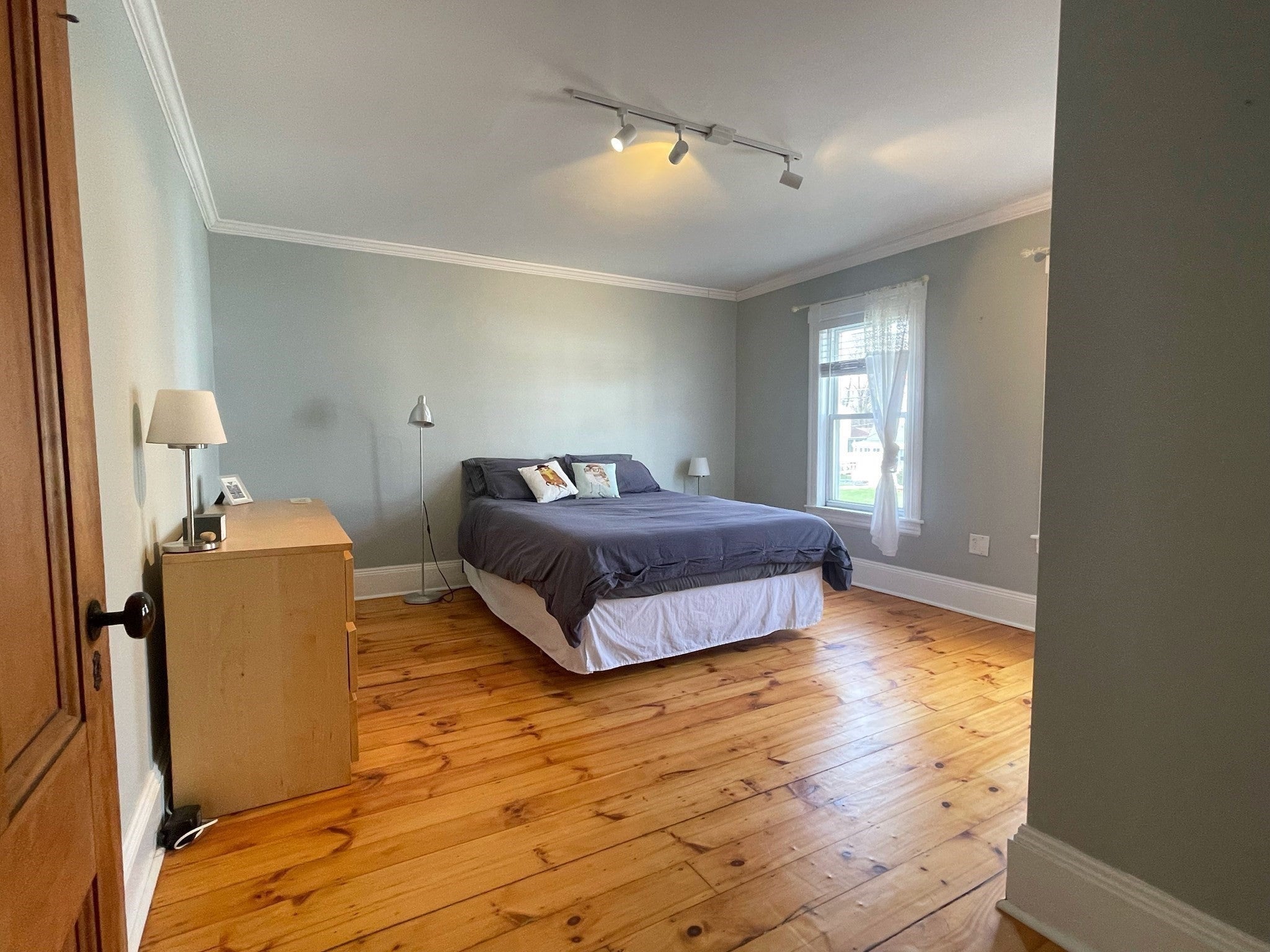 76 Beacon St, Lowell, MA Photo #27