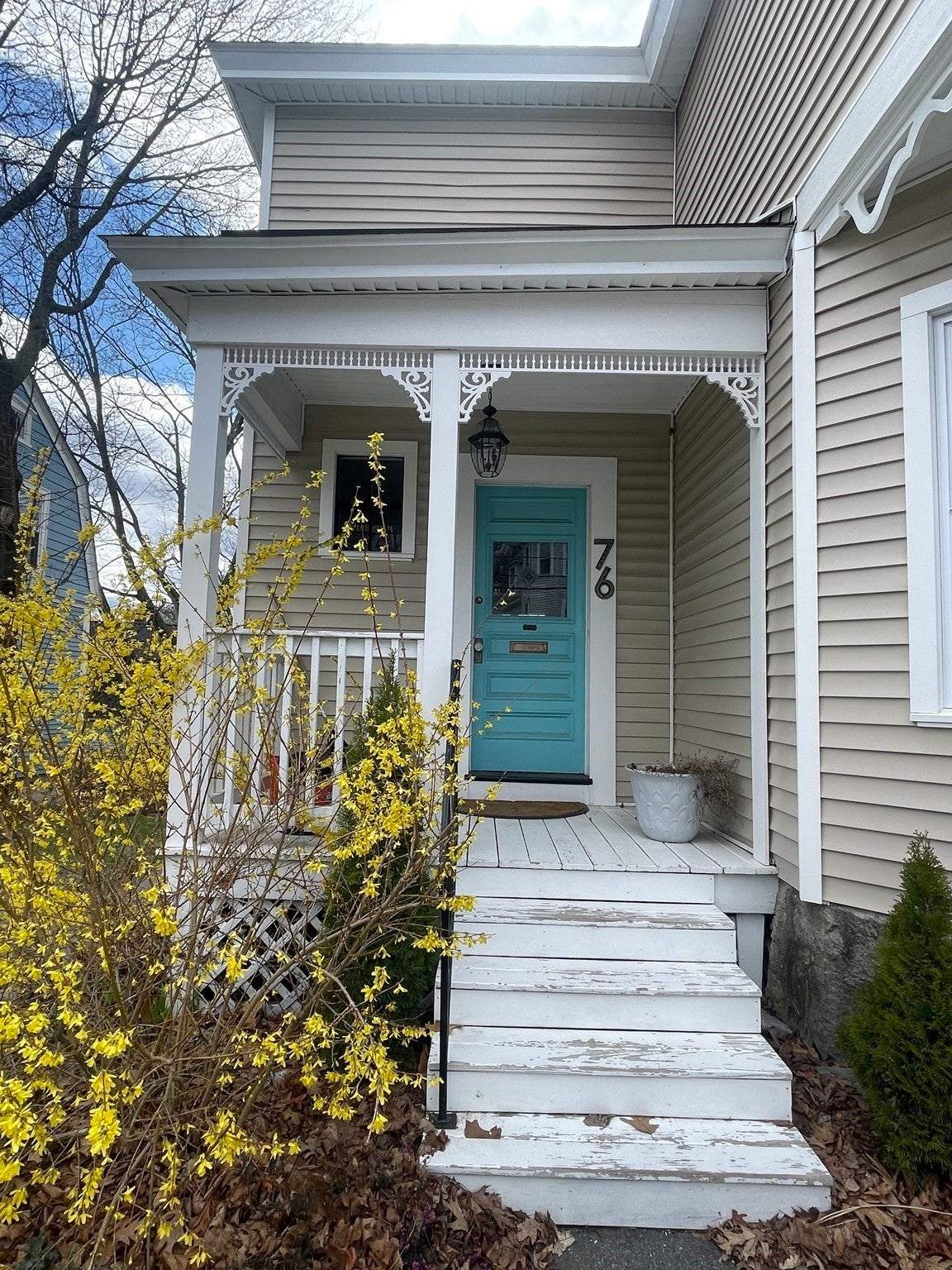 76 Beacon St, Lowell, MA Photo #3