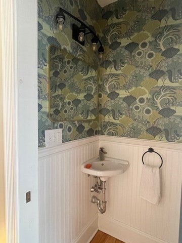 76 Beacon St, Lowell, MA Photo #22