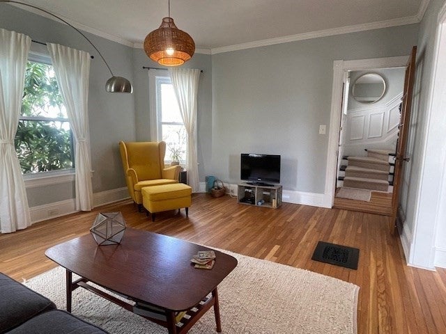 76 Beacon St, Lowell, MA Photo #6