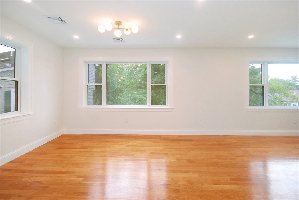 9 Ledge St, Melrose, MA, 9 Ledge St, Melrose, MA Photo #11