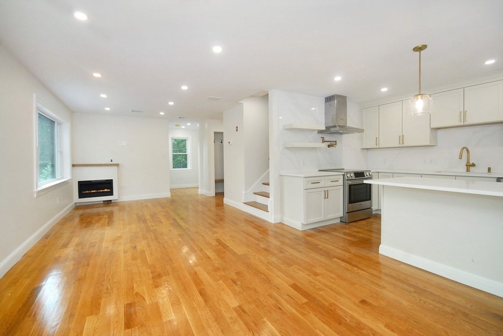 9 Ledge St, Melrose, MA, 9 Ledge St, Melrose, MA Photo #12