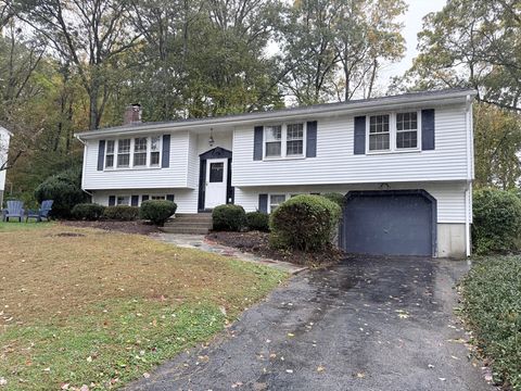9 Robin Road Milford MA 01757