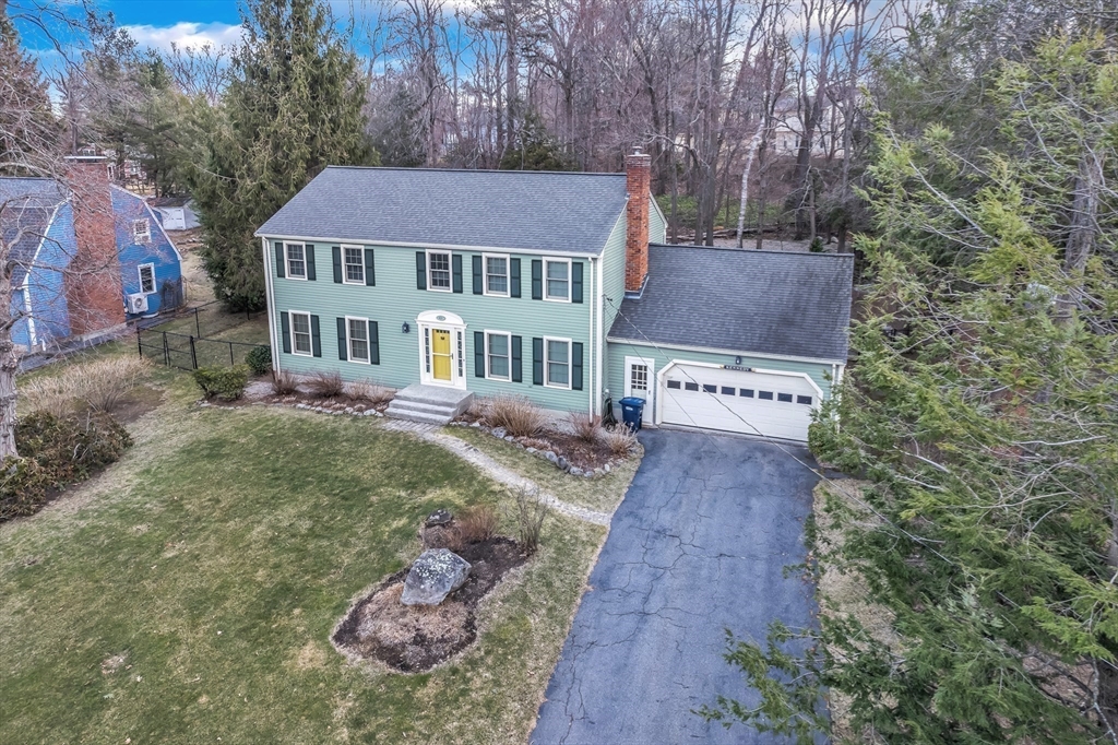 47 John Alden St