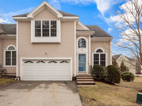 36 Knowlton Cir 36 Upton MA 01568