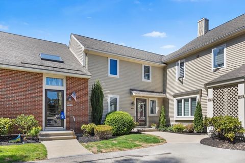 1104 Lewis O Gray Dr 1104 Saugus MA 01906