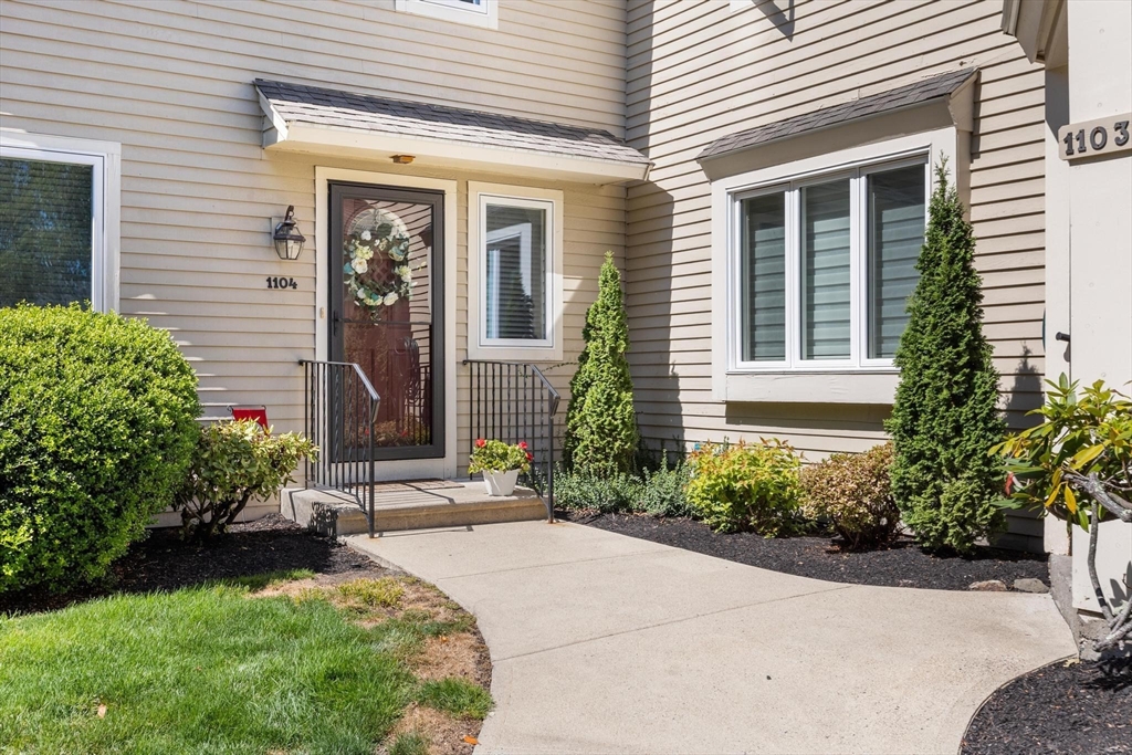 1104 Lewis O Gray Dr 1104