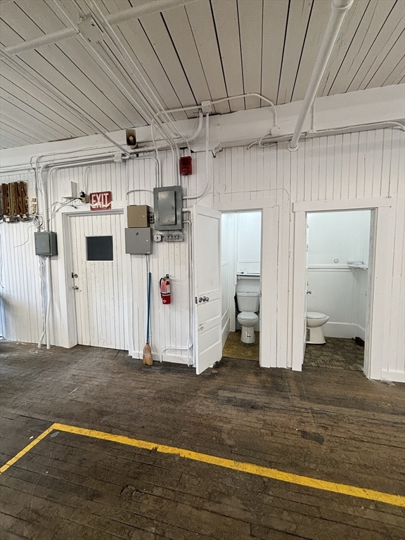 474 Main Street 1